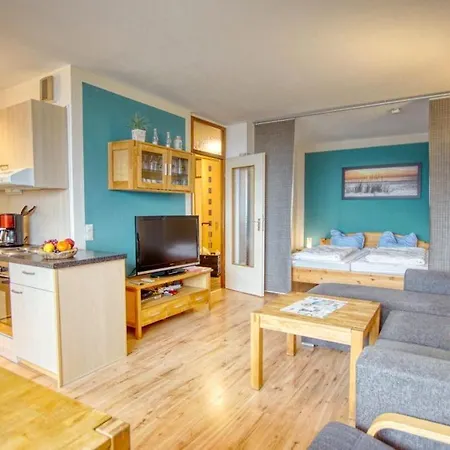 - Haus H, App 0h0508 Apartment